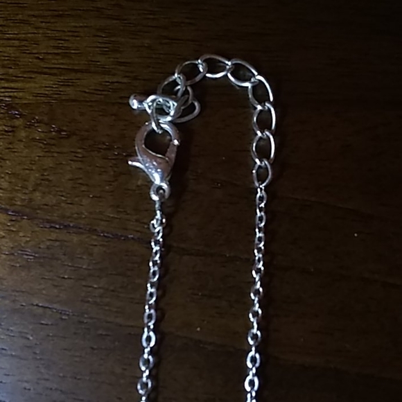 Cross pendant with necklace - Picture 3 of 3